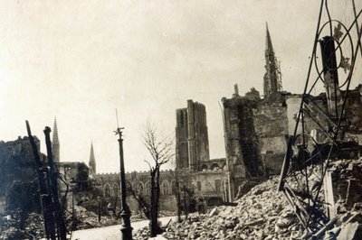 Ypres depuis la Rue de Ville, juin 1915 - English Photographer